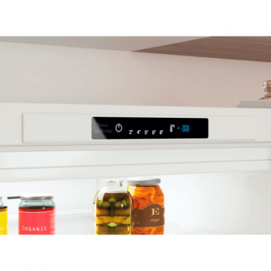 Холодильник Indesit INFC8 TI21W 0-18-зображення