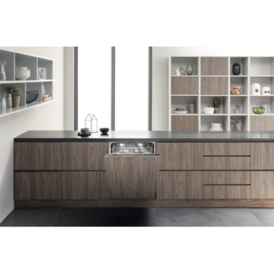 Посудомоечная машина Hotpoint-Ariston HI5010C-9-изображение