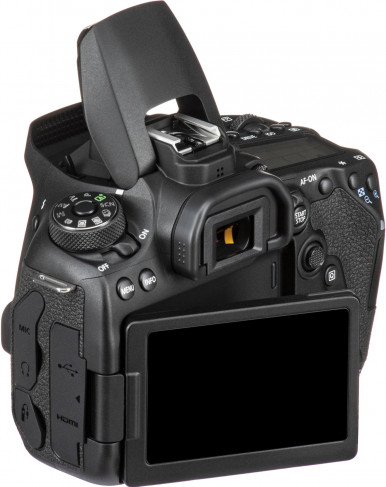 Цифровая зеркальная фотокамера Canon EOS 90D 18-135 IS nano USM KIT-29-изображение