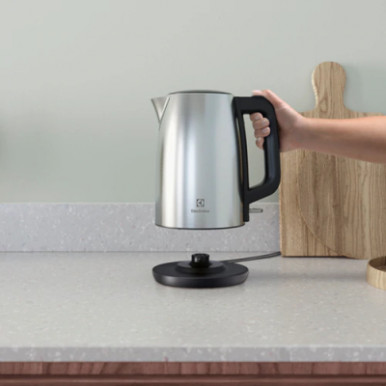 Електрочайник Electrolux E3K1-3ST-20-зображення