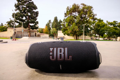 Портативна акустика JBL Charge 6 Squad (JBLCHARGE6SQUAD)-49-зображення