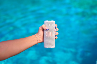 Портативная акустика JBL Grip White (JBLGRIPWHT)-16-изображение